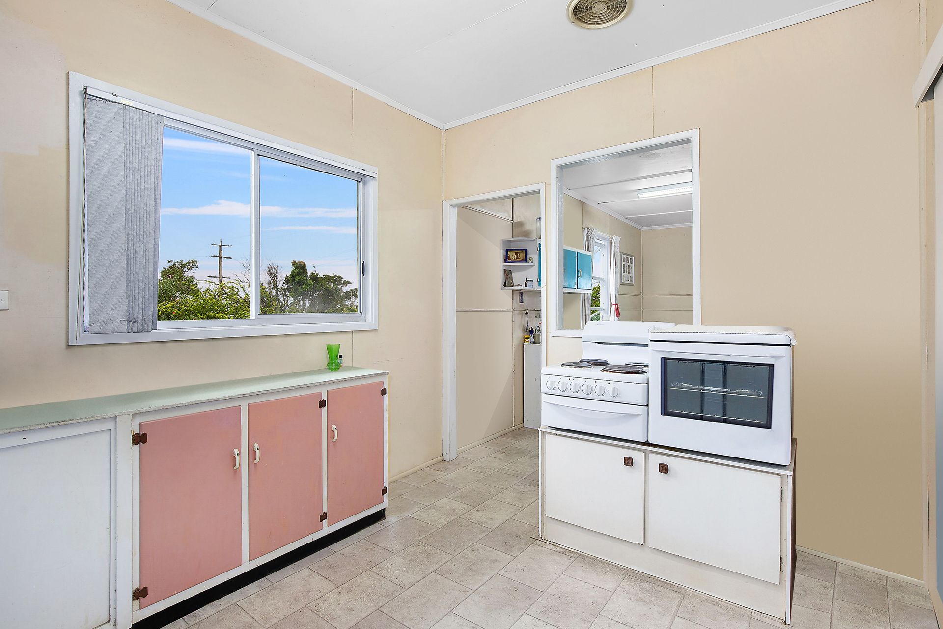 10 COOROY ST, DICKY BEACH QLD 4551, 0房, 0浴, House