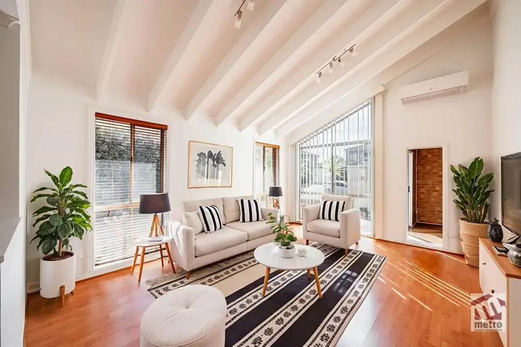 FLEXIBLE FLOOR PLAN TO MEET YOUR NEEDS!