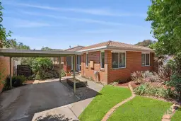 15 Lawlor Place, Gordon