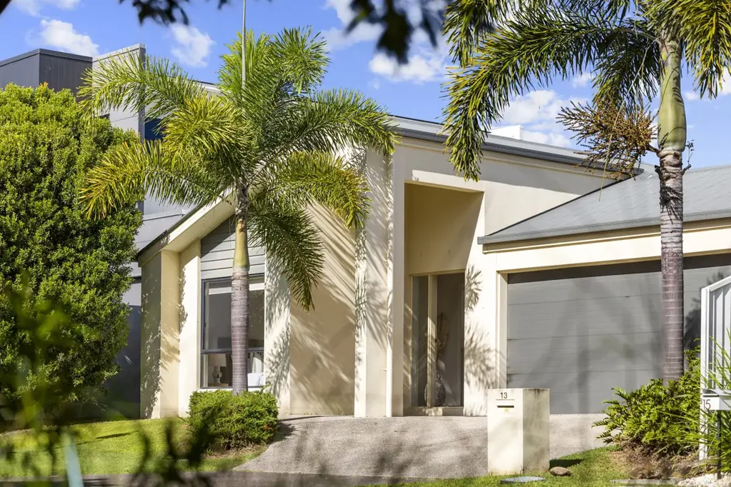 13 Lamatia Drive, Mountain Creek, QLD 4557