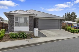 5 Takapo Grove, Kelson