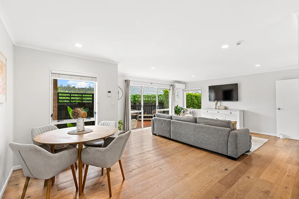 2/8 Crewe Close, Albany, North Shore City, Auckland