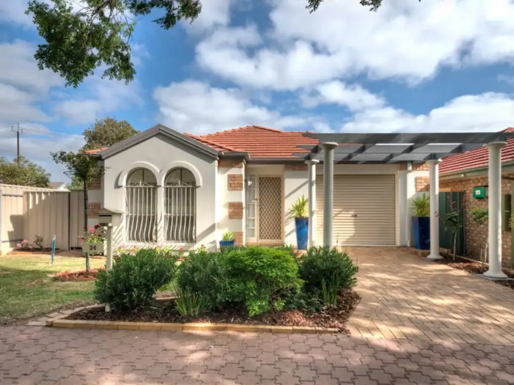 24 Regent Gardens Drive, Oakden, SA 5086