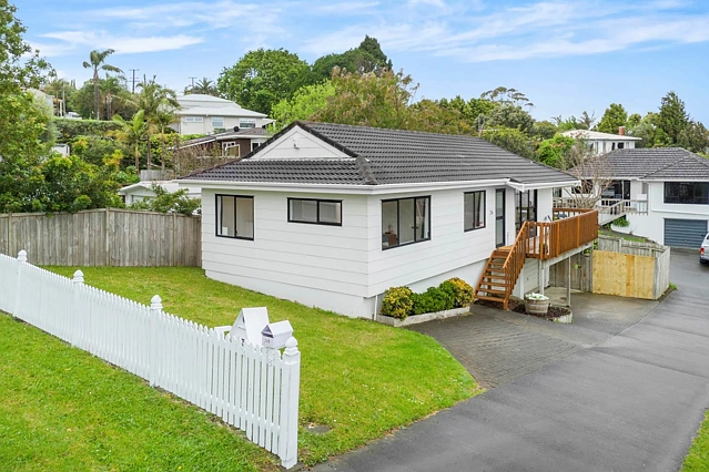 2/24 Richards Avenue, Forrest Hill, North Shore City