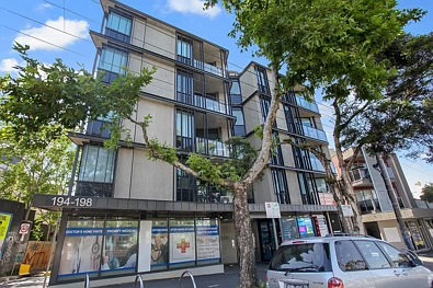 St Kilda 1chambre Style, Convenience And Location