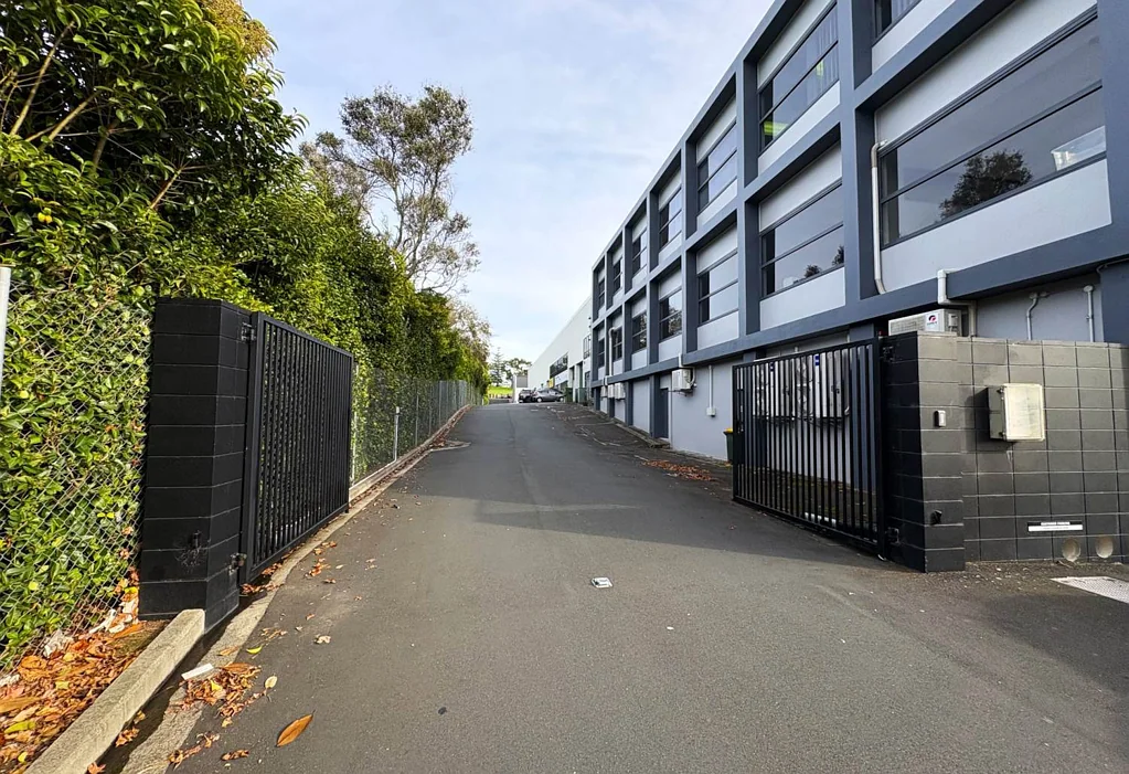 Mount Wellington AFFORDABLE 165M² UPSTAIRS OFFICE FOR LEASE