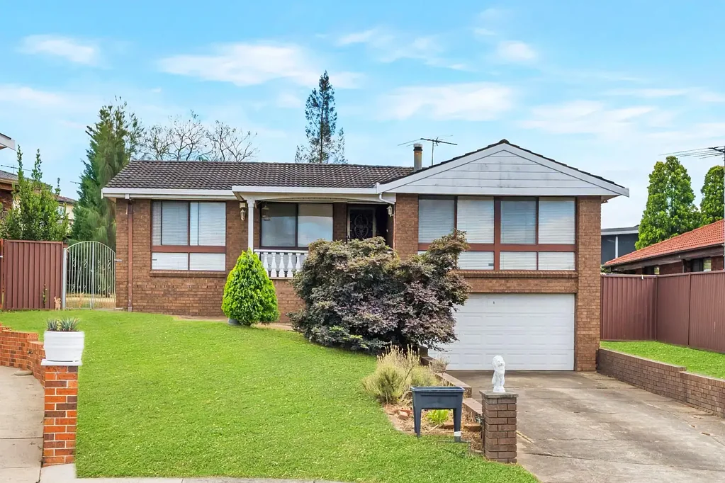 12 Albany Close, Wakeley, NSW 2176