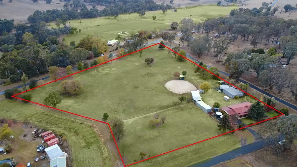 11 Hume Street, Woomargama, NSW 2644