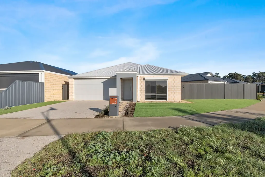 Baldivis 5房  Family Friendly Home - Ideal Investment Currently Leased until July 2026