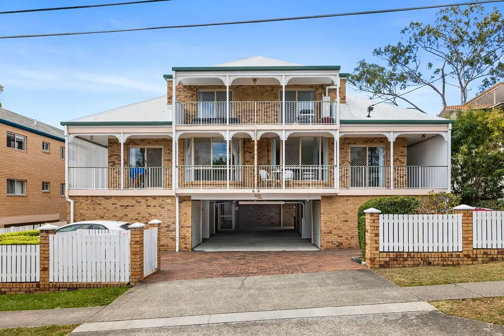 2/98 Indooroopilly Road, Taringa, QLD 4068