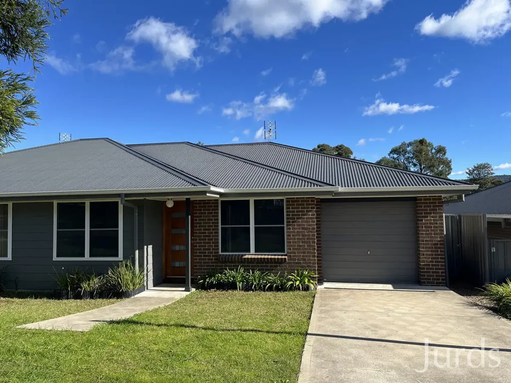YOUR NEXT HOME AWAITS – MODERN & LOW MAINTENANCE