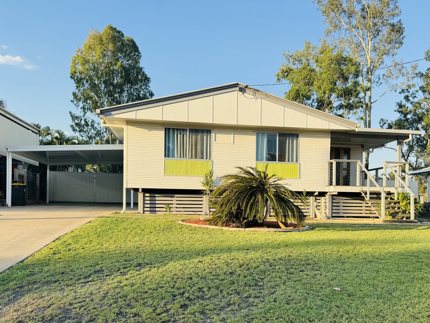 24 LAWSON DR, MORANBAH QLD 4744, 0 غرف, 0 حمامات, House