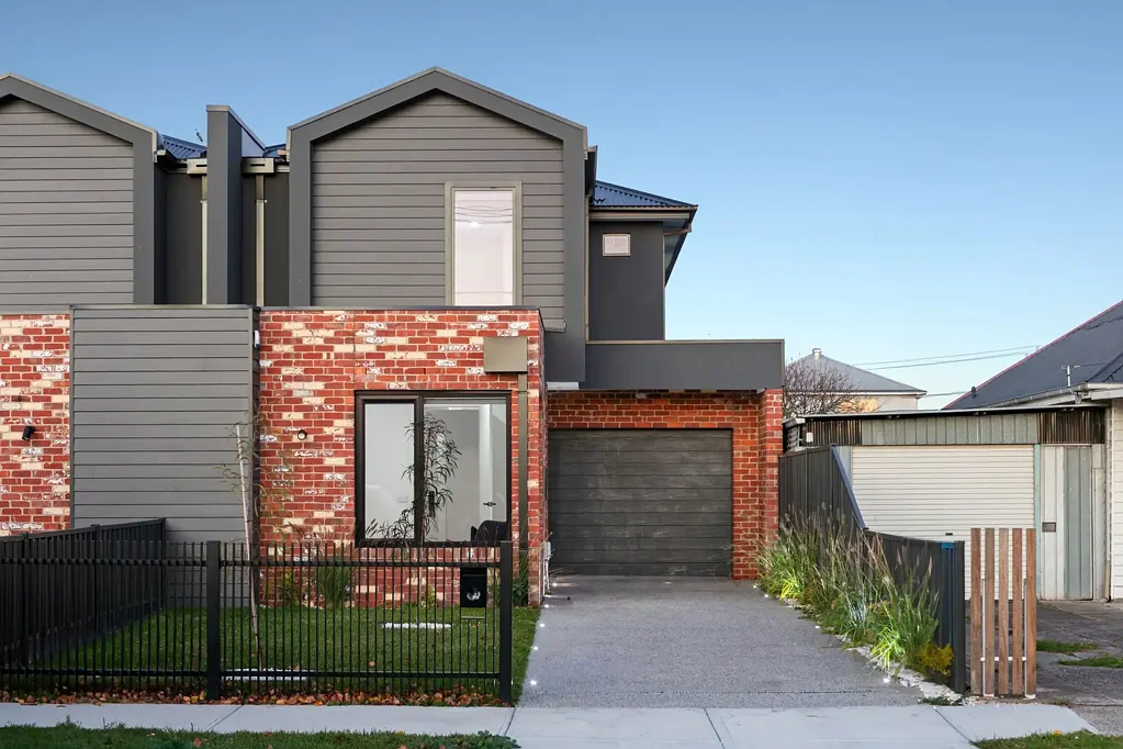 Altona North 4 Bedroom Brand New | Architectural Elegance Meets Elevated Family Living