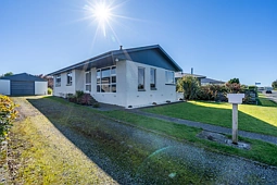 34 Lothian Crescent, Strathern