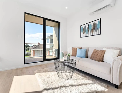 1/4 Toru Street, Te Atatu Peninsula, Waitakere City, 4房, 4浴, 城市屋