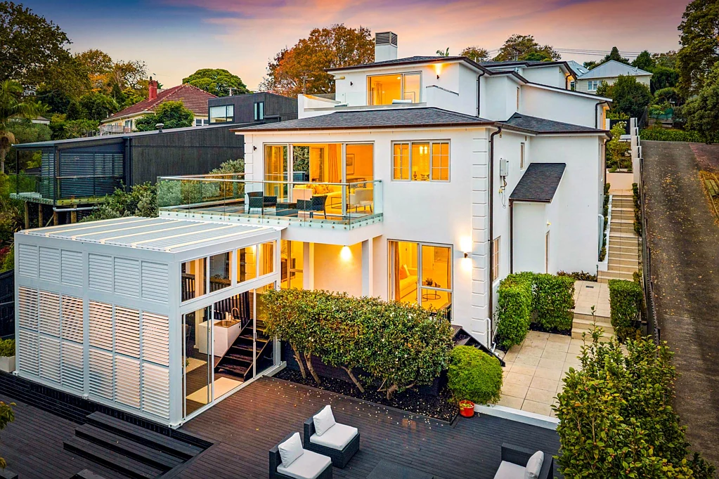 Remuera 6Phòng ngủ SOLID MASTERPIECE ON FULL SITE – DGZ!
