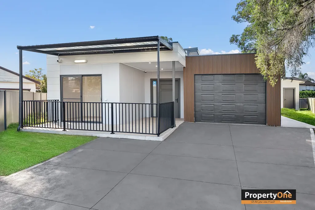 Merrylands 6ਬੈੱਡਰੂਮ Brand New NDIS-Compliant SDA Home with Detached Granny Flat – Certified High Physical Support (HPS)