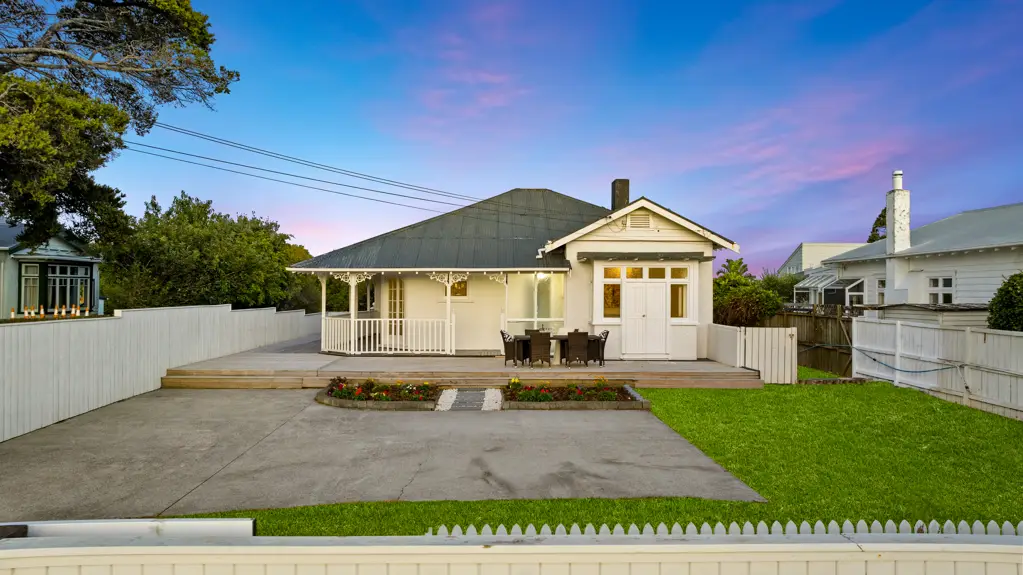 Avondale 3房  Urgent Sale !!! Must Sell , Present All Offers