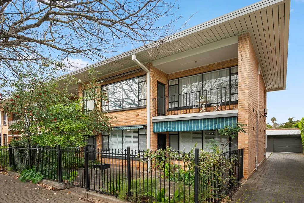 Toorak Gardens 2房  Wonderful Location, Lifestyle & Low-Maintenance Living