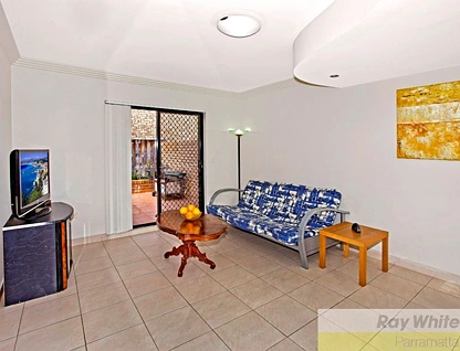 6/4-6 Morton Street, Parramatta, Parramatta (Northwest suburbs), 4 rūma, 2 rūma horoi, Townhouse
