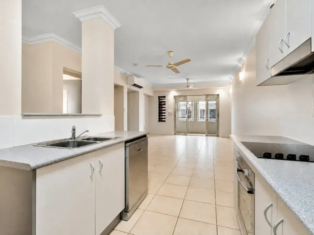 Clifton Beach 2房  Set & Forget Investment – NEW PRICE