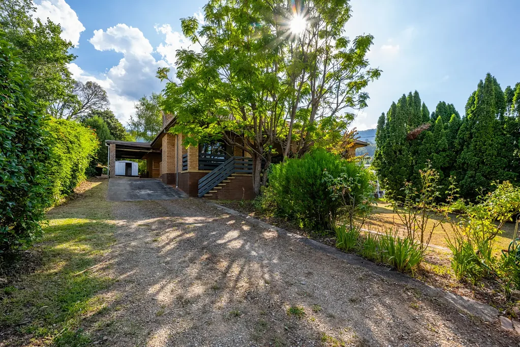 121 Kiewa Valley Highway, Tawonga South, VIC 3698