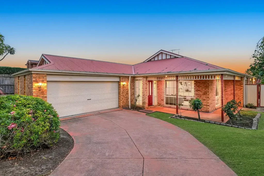 5 Fairholme Boulevard, Berwick, VIC 3806