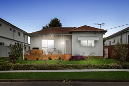 140 Robertson Street, Guildford