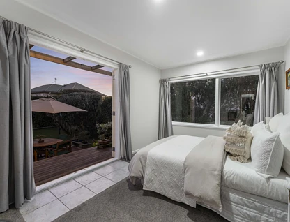 6 Camwell Close, Bucklands Beach, Manukau City, Auckland, 5房, 2浴, 独立屋