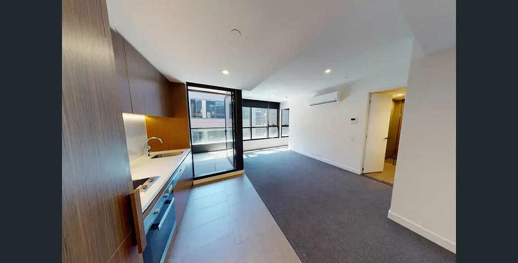Prestigious Parque Living on St Kilda Road