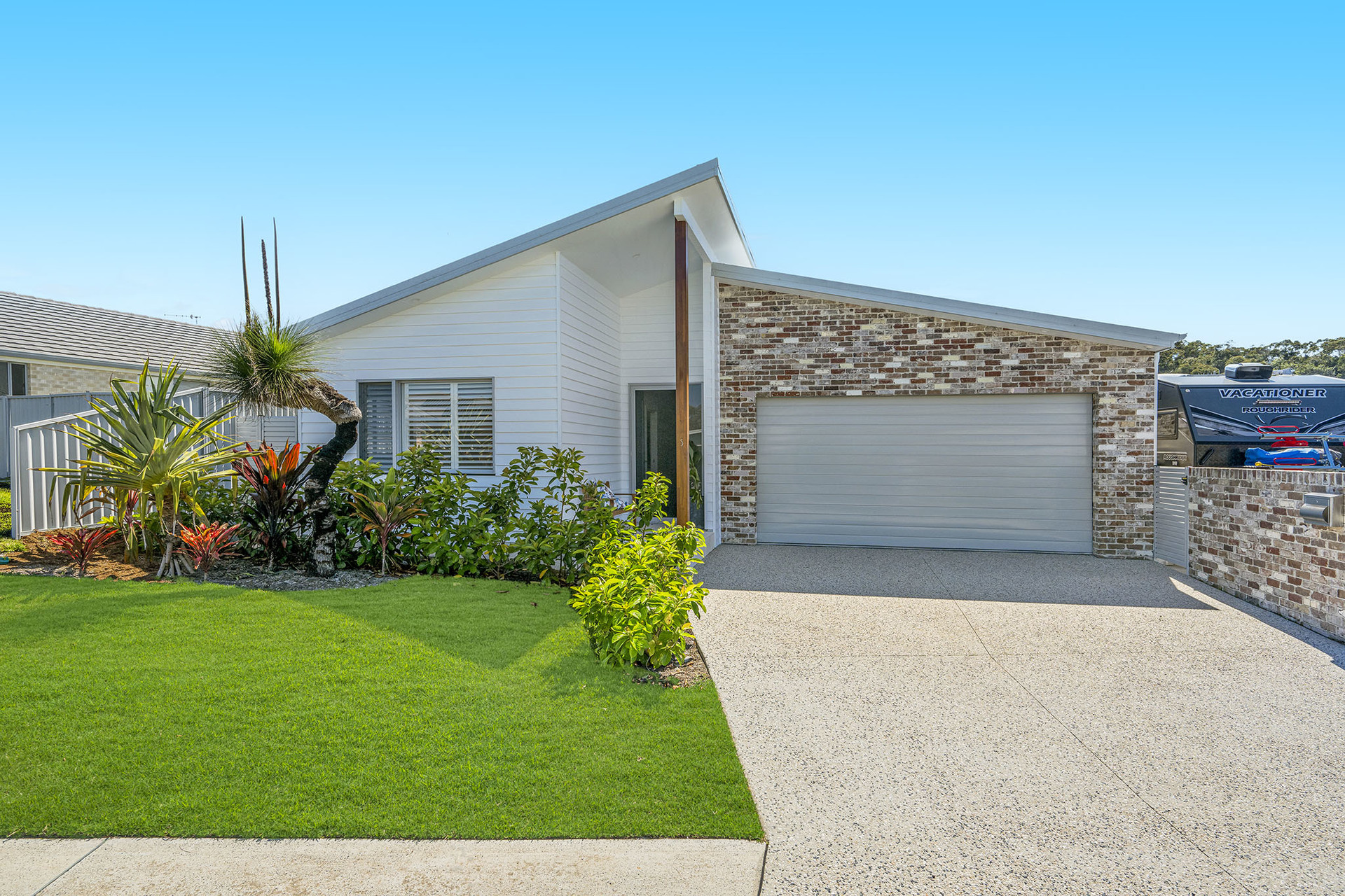 5 BORROWDALE AV, DUNBOGAN NSW 2443, 0房, 0浴, House