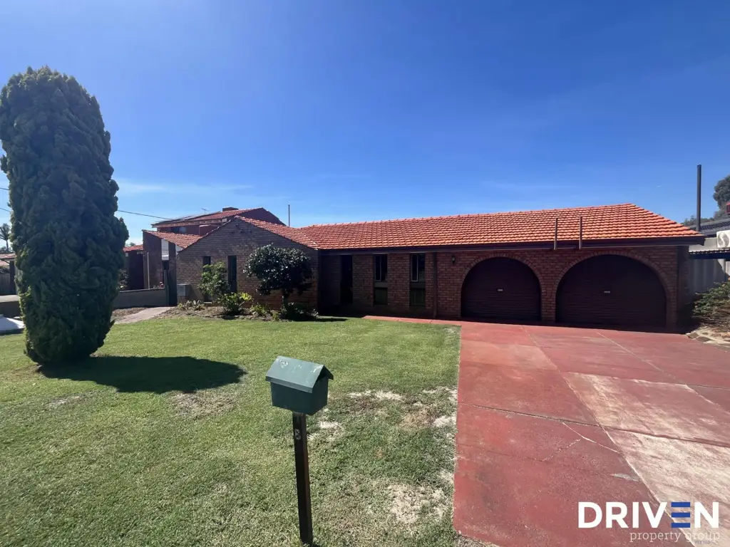 Spacious Family Home in Willetton SHS Zone!