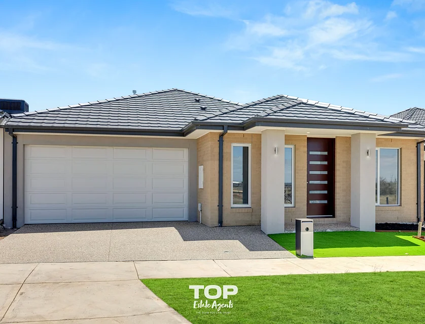 49 Shearjoy Loop, Clyde North, Traralagon , 4 Schlafzimmer, 2 Badezimmer, House