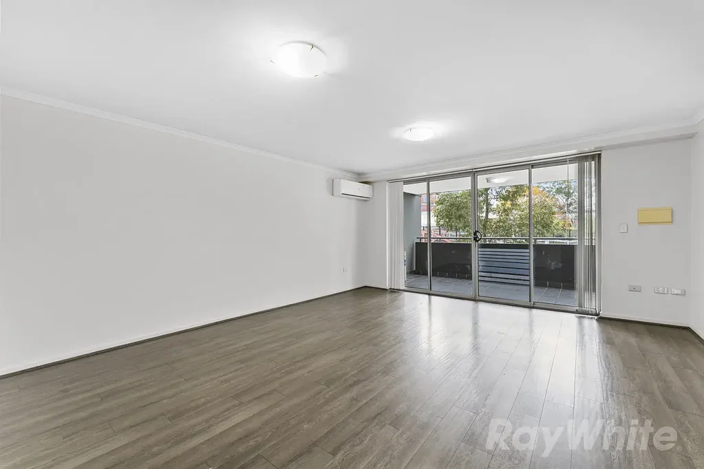 New Renovated Apatment