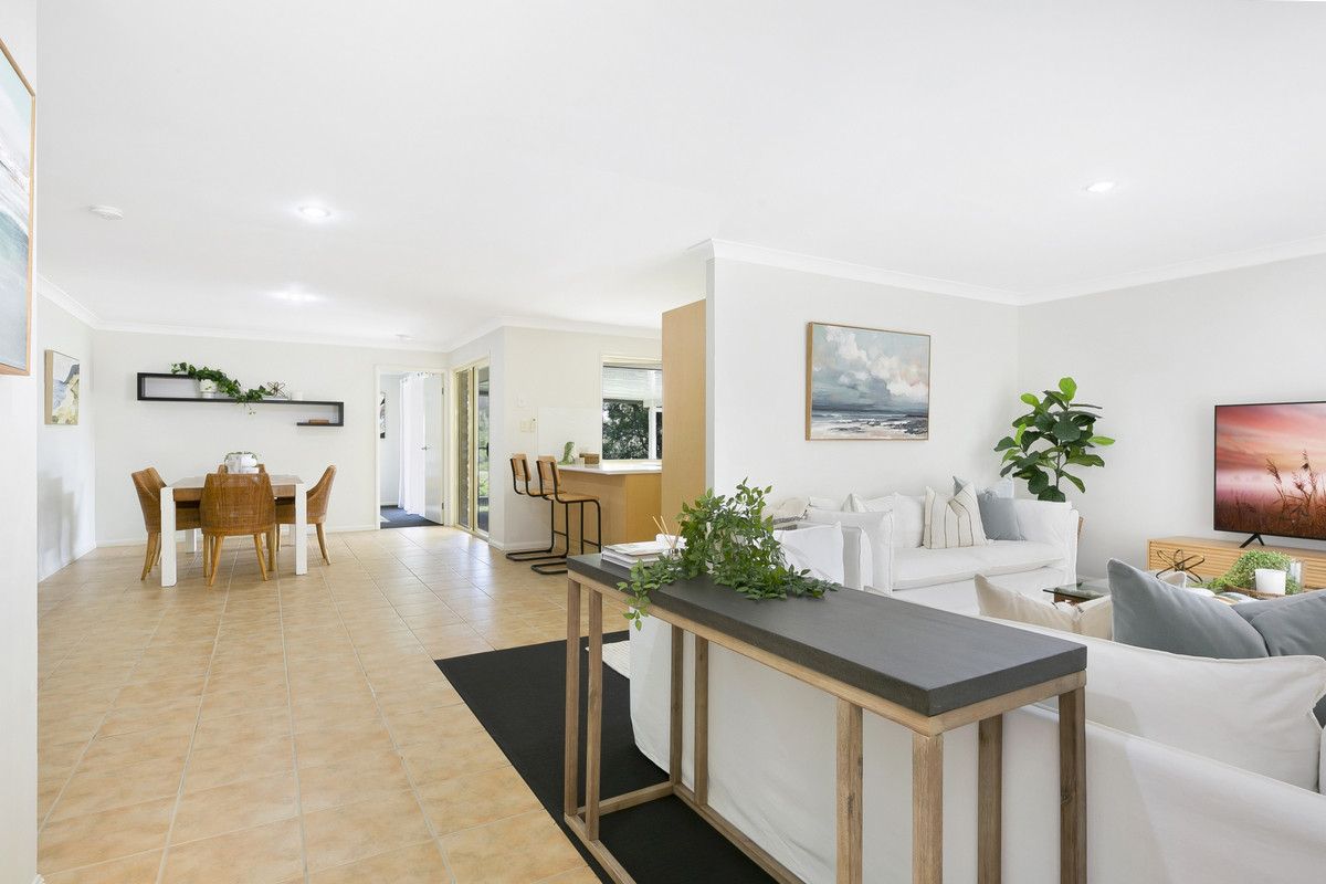 2 COWELL DR, BURLEIGH HEADS QLD 4220, 0房, 0浴, House