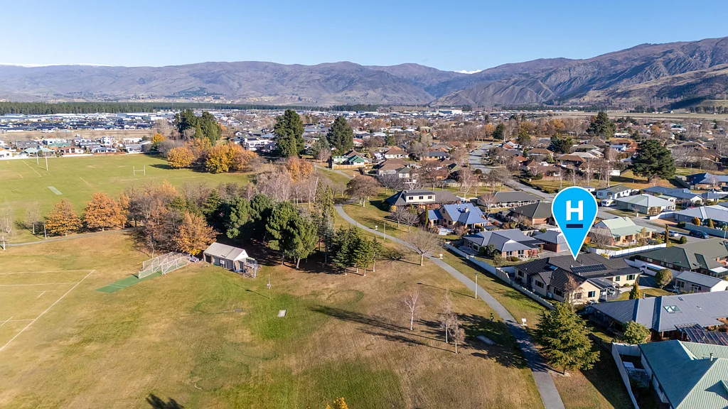 Cromwell 4ਬੈੱਡਰੂਮ Owners Relocating - Must Be Sold!