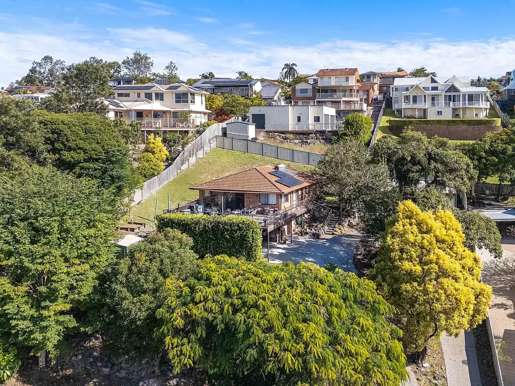 104 Explorers Way, Highland Park, QLD 4211