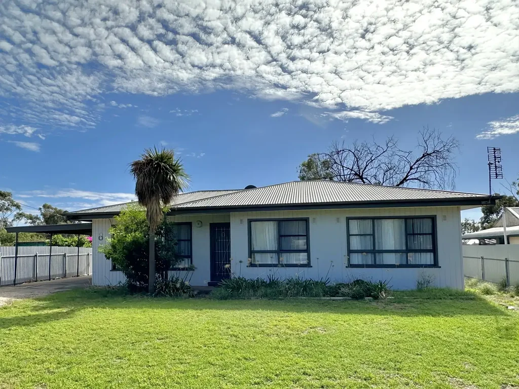 8 Nott St, Melrose, SA 5483