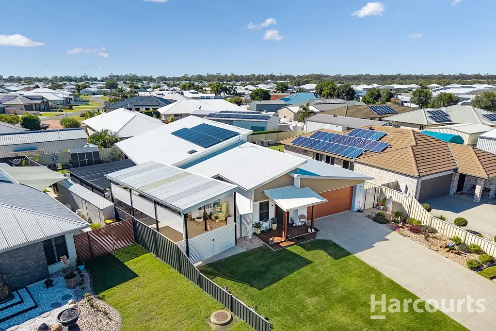Burrum Heads 3침실 Resort-Style Living with Space, Light & Luxury!
