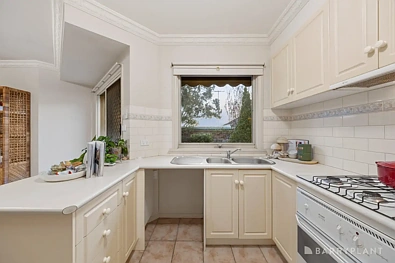 10 Bellevue Road, Eltham, VIC 3095, 3 침실, 1 욕실, House