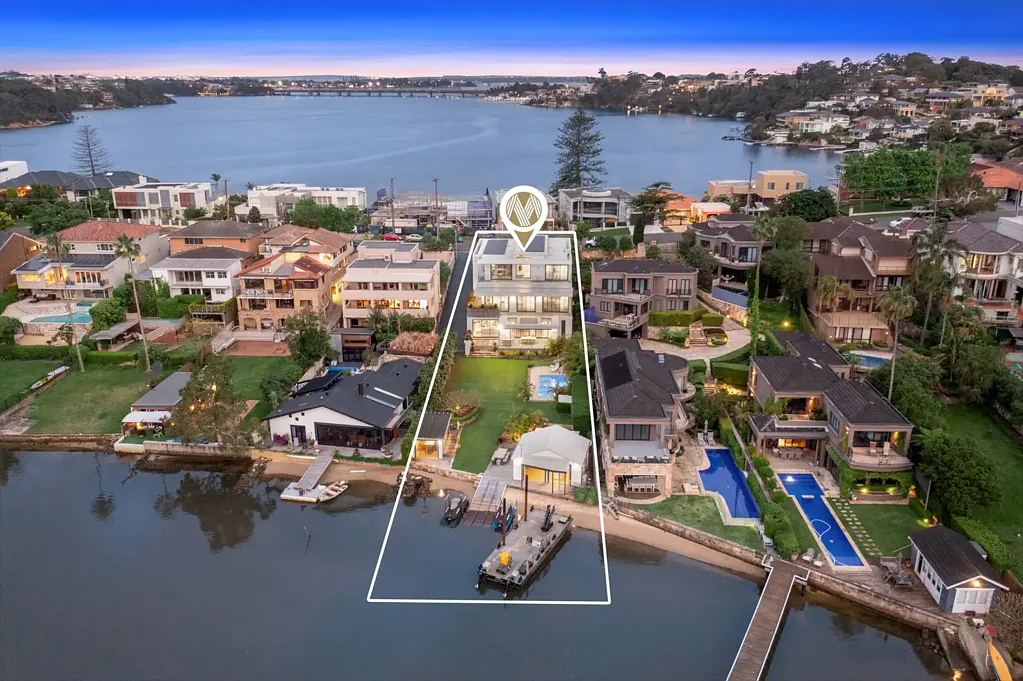 101-103 Kangaroo Point Road, Kangaroo Point, NSW 2224