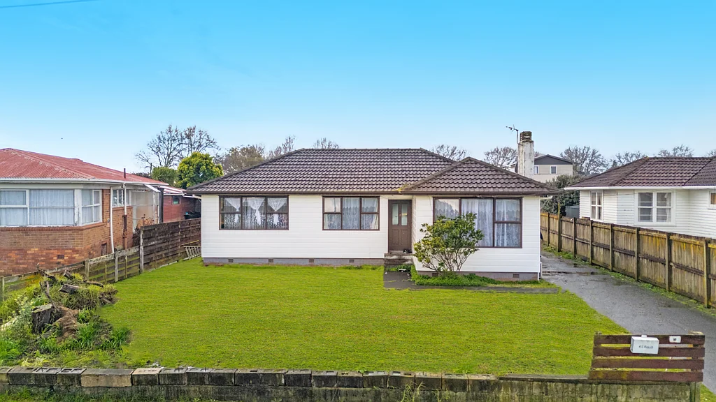 Mangere 3chambre FREEHOLD. FAMILY-SIZED. FULL OF POTENTIAL.