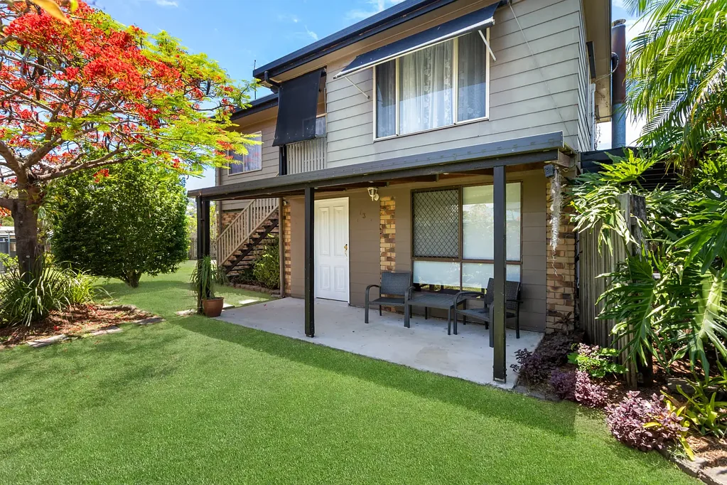 Deception Bay 4Kwarto Move-In-Ready Dual-Level Living in a Prime Bayside Location