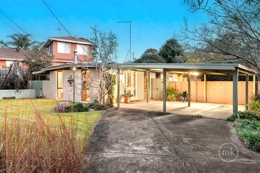 Bundoora 3房  Where Comfort And Convenience Meets Options And Opportunity!