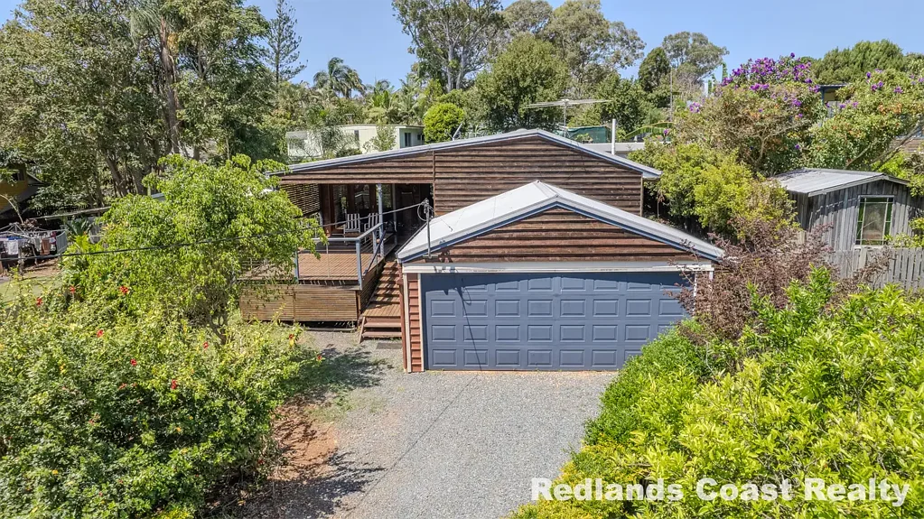 Lamb Island 2Kwarto Cosy Cedar Clad Cottage with 2 Car Garage