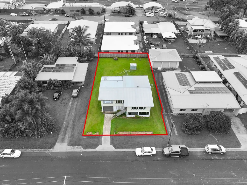 42 Miles Street, Manoora, QLD 4870