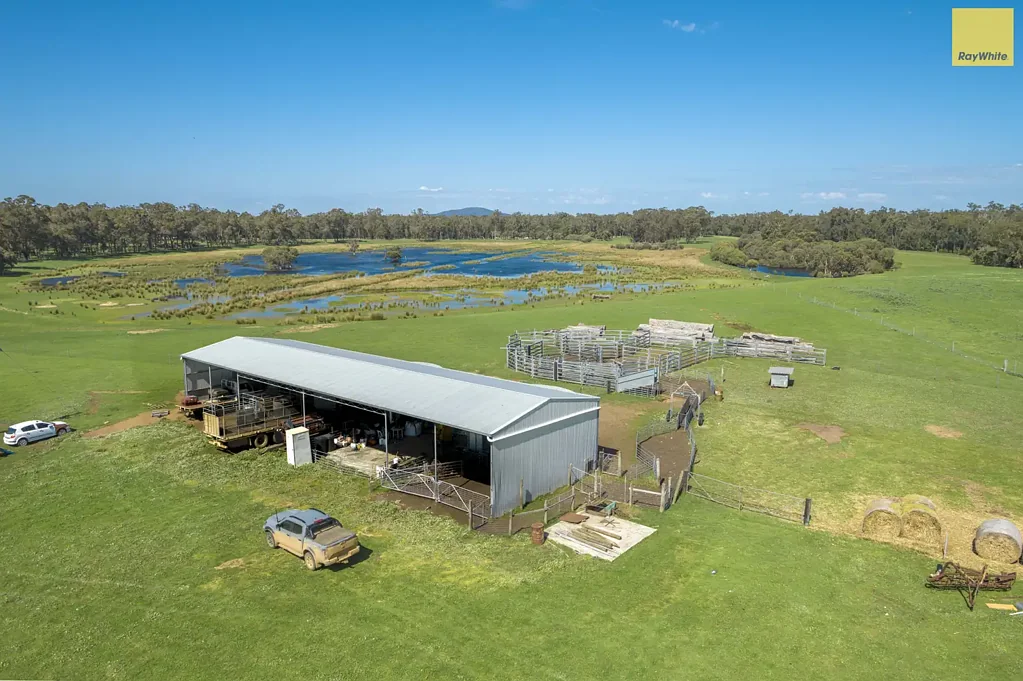 Denbarker NEW TO MARKET