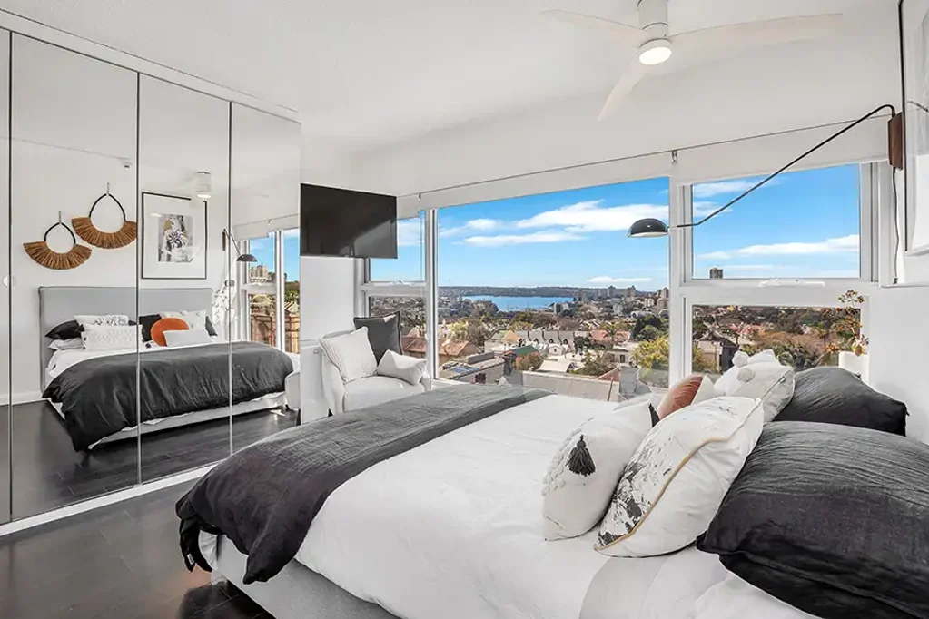 Paddington 1ਬੈੱਡਰੂਮ North-facing studio apartment in the heart of Paddington with impressive views
