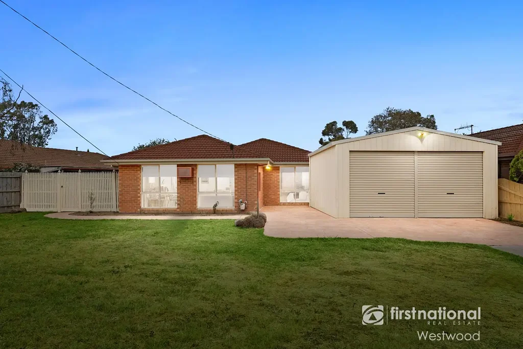 16 Greenshank Court, Werribee, VIC 3030