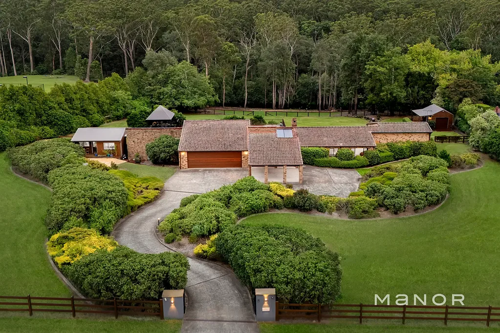 Glenhaven 6 Bedroom Prestigious Estate on One of The Hills' Most Desirable Streets